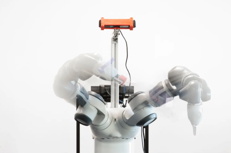 Cobots: Die kleinen Geschwister des Industrieroboters