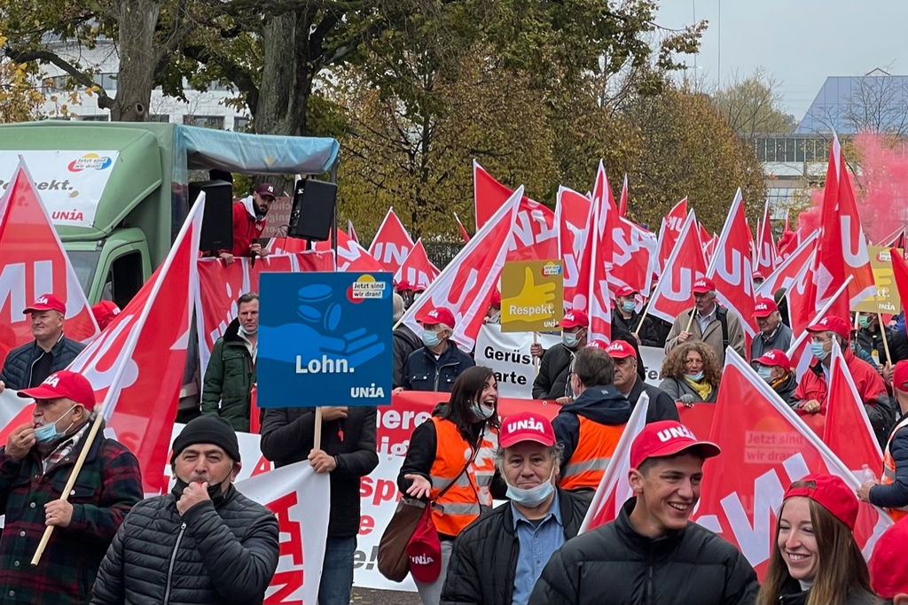 Unia-Delegierte fordern «massive Reduktion der Arbeitszeit»