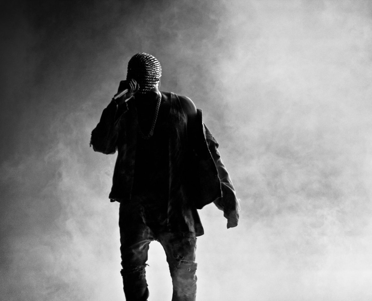 Wenn Werbepartner peinlich werden: Die teure Trennung von Adidas und Kanye West ist eine von vielen geplatzten Allianzen Die beendete Partnerschaft mit dem umstrittenen Rapper Kanye West wird Adidas im kommenden Quartal wohl 250 Millionen Euro kosten. West ist nicht der erste Promi, den seine Eskapaden um wertvolle Werbeverträge gebracht haben.