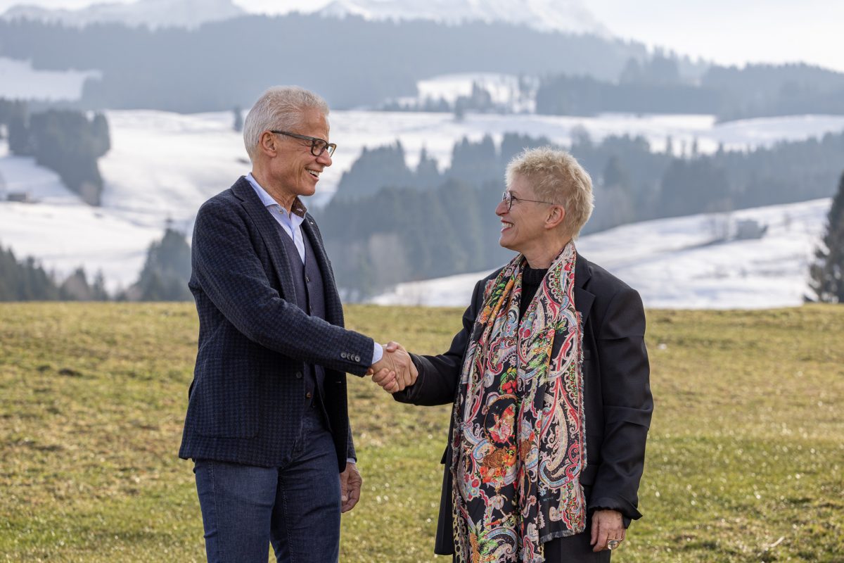 «Wir denken in Generationen» Rudolf Obrecht, VR-Präsident der F.G. Pfister Holding, investiert mit dem Möbel-Pfister-Erbe in Schweizer KMU, die eine Nachfolgelösung suchen. Davon gebe es einige – auch wenn es den Firmen trotz schwierigen Jahren erfreulicherweise gut gehe.