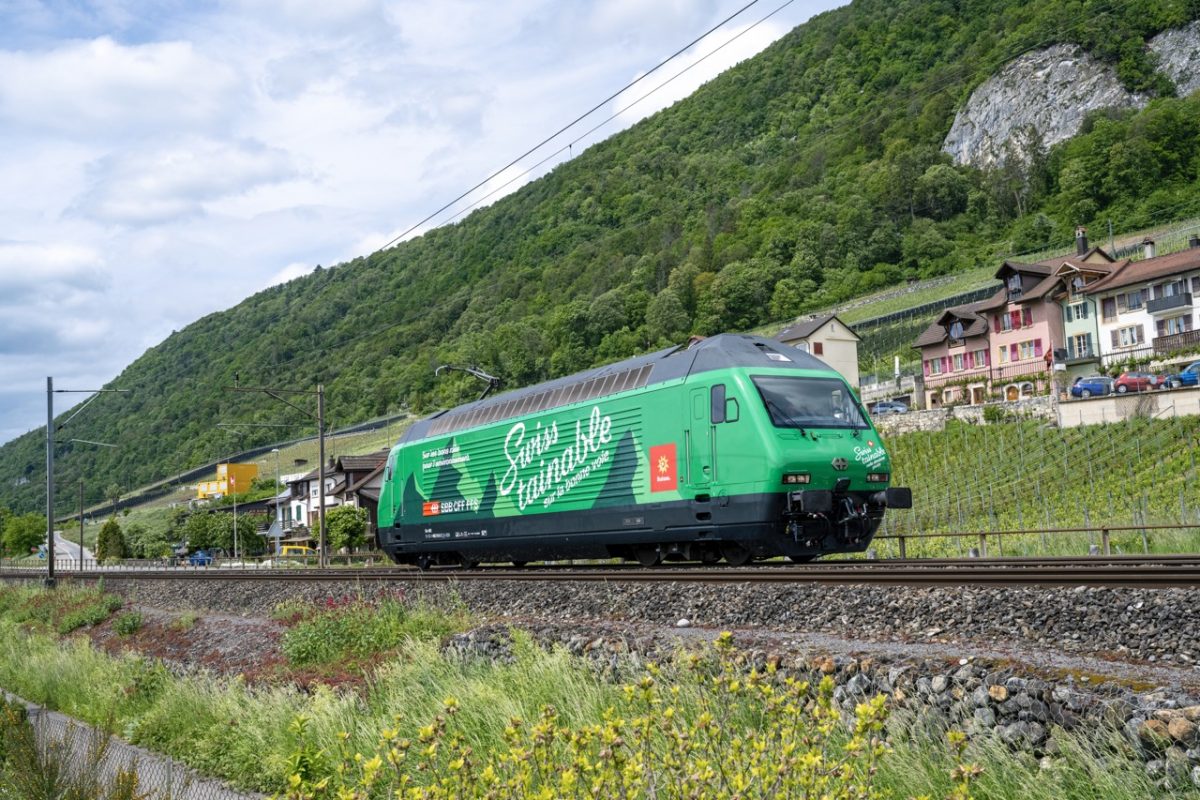 Mit «Swisstainable unterwegs» fahren Geschäftsleute nachhaltig durchs Land