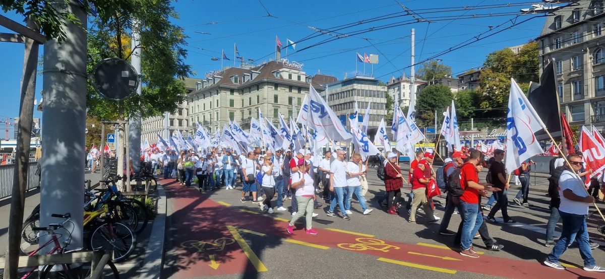Elektriker und Gebäudetechniker: Mehrere hundert Teilnehmende an Demo in Zürich