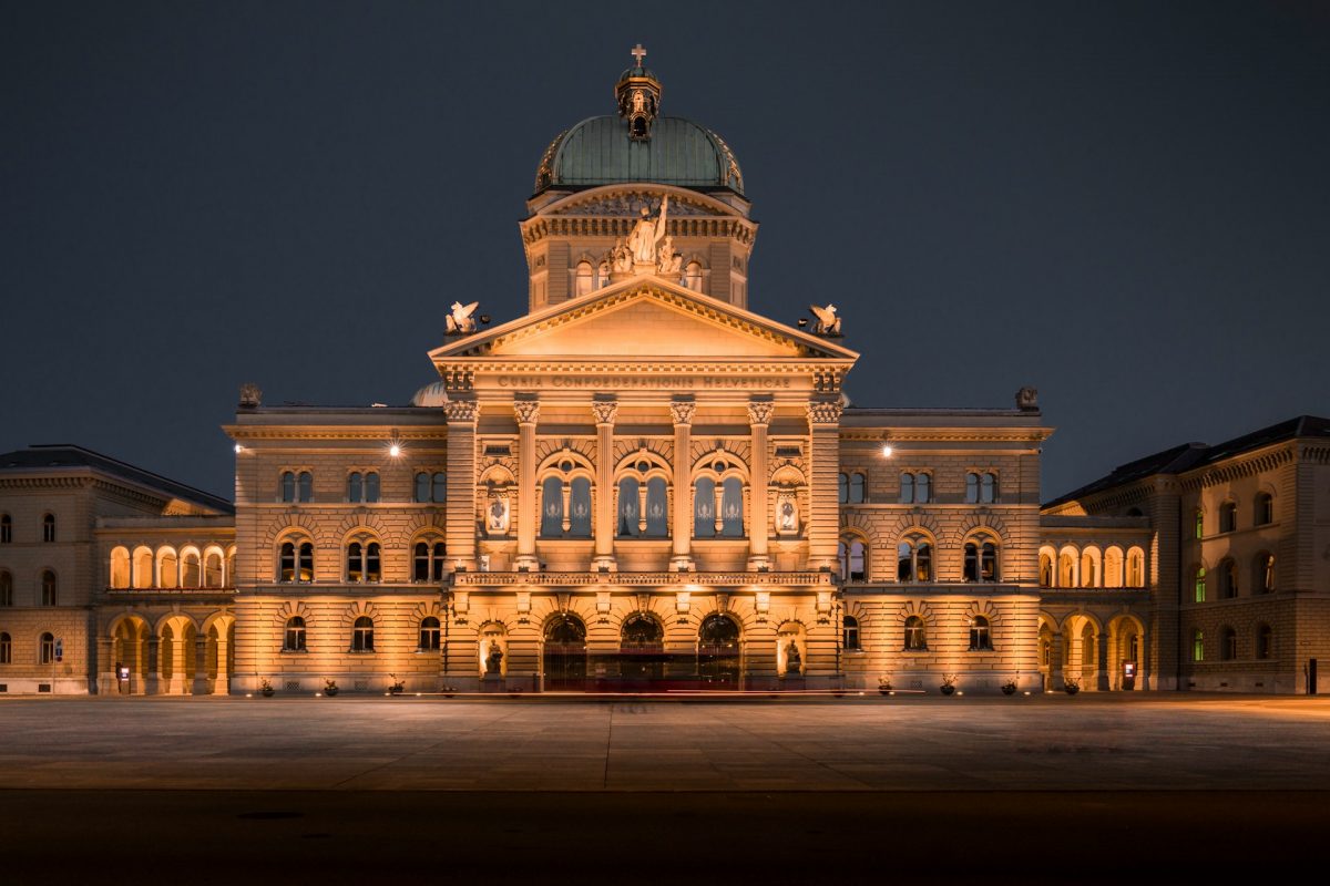 Bundesrat greift kantonale Mindestlöhne gegen seinen Willen an